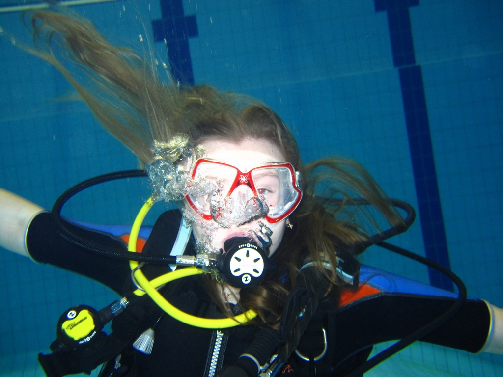 child_diving_brest_t3338111_21